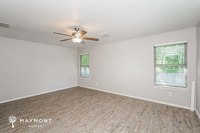 Building Photo - 936 Haley Dr