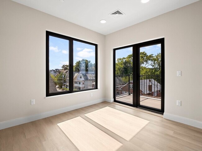 Building Photo - 249 Corey Rd