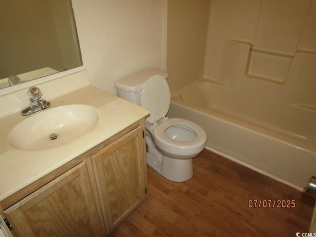 Building Photo - 4258 Pinehurst Cir