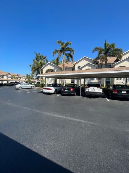 Building Photo - 8389 Wingate Dr