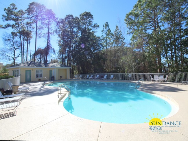 Building Photo - Renovated 2 Bedroom Condo in Sandestin!