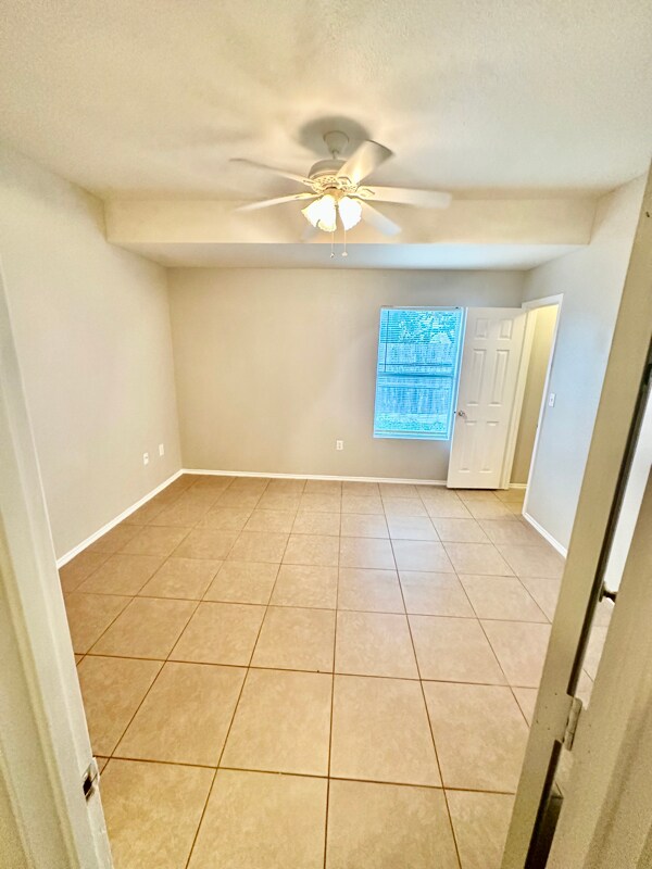 Building Photo - 15309 Kamary Ln