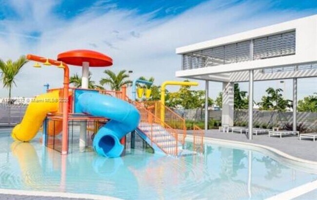 Building Photo - 6660 NW 105th Ct