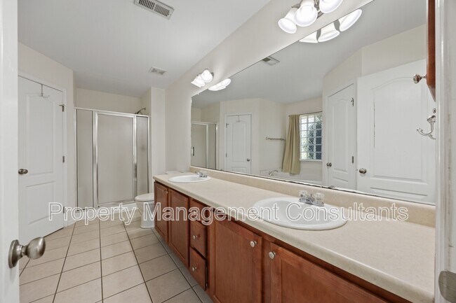 Building Photo - 125 Coldsprings Dr