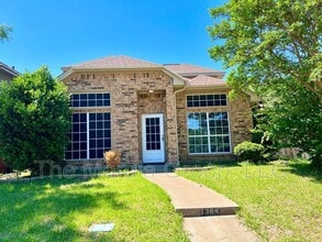 Building Photo - 1364 Creekview Dr