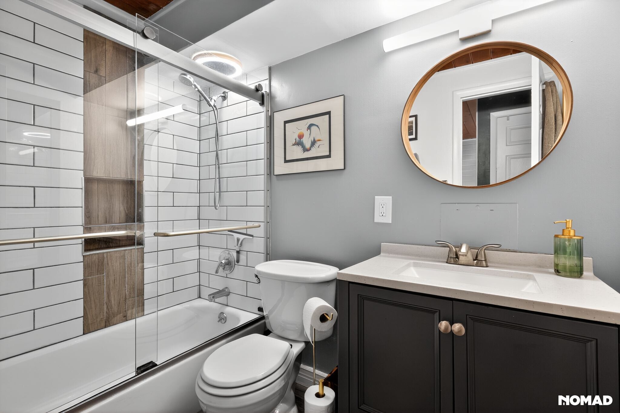 Building Photo - 1343 N High St