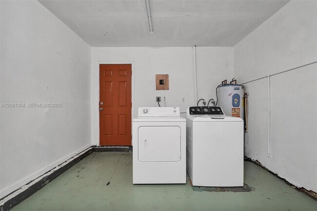 Building Photo - 3541 NW 7th Pl