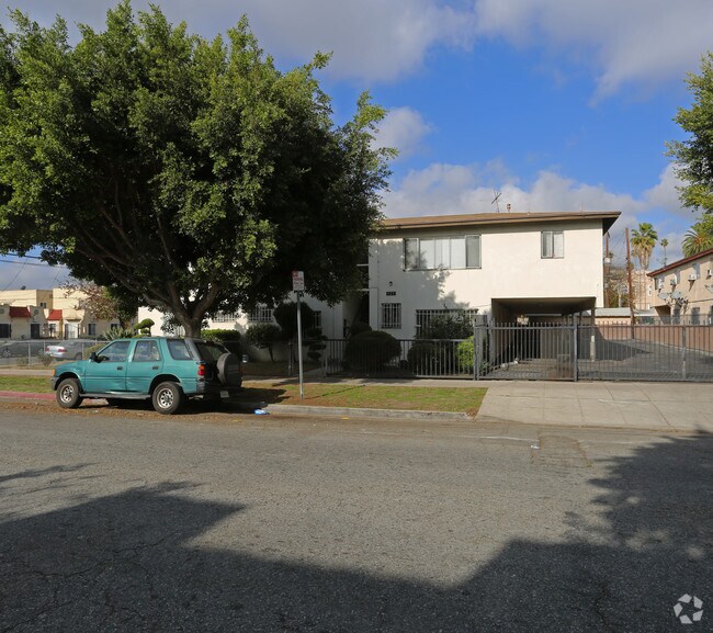 Building Photo - 2985 San Marino St