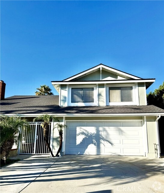 Building Photo - 912 W Alfred Pl