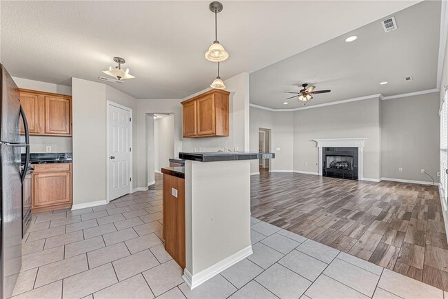 Building Photo - 6007 S 36th St