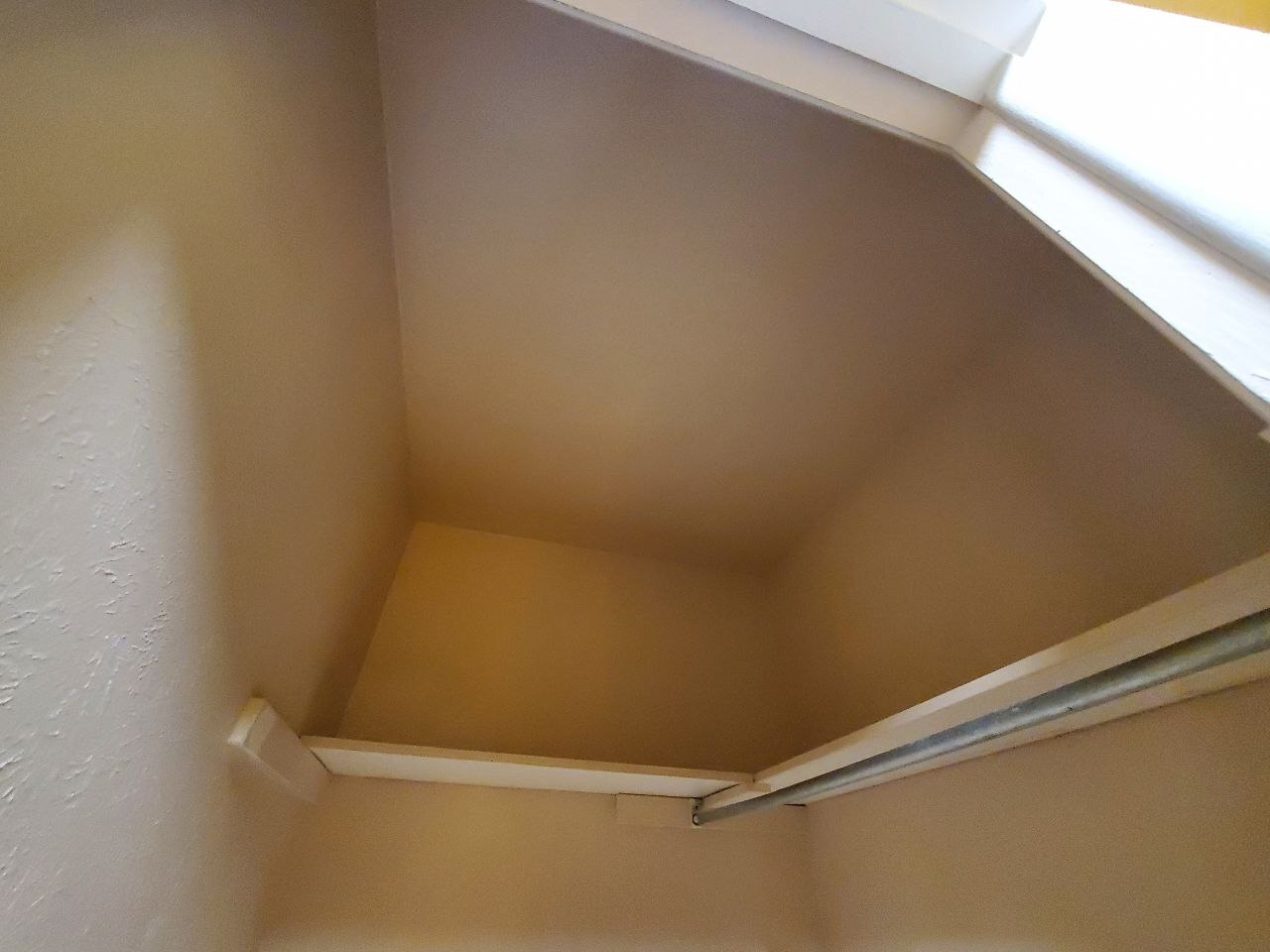 Building Photo - 23755 Banbury Cir
