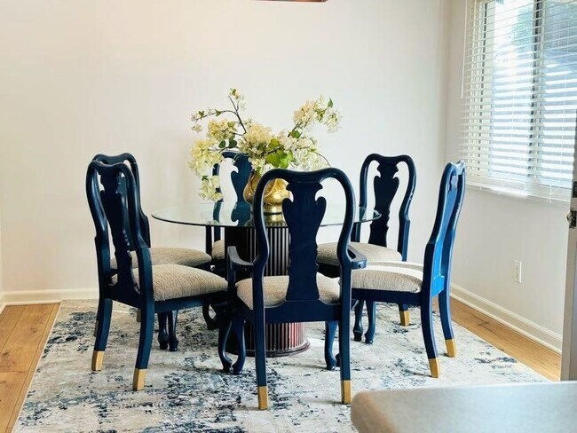 Building Photo - 9310 Galston Dr