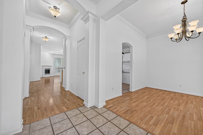 Building Photo - 9311 Cantata Ct