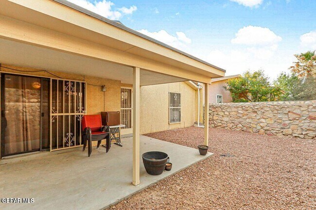 Building Photo - 766 Espada Dr