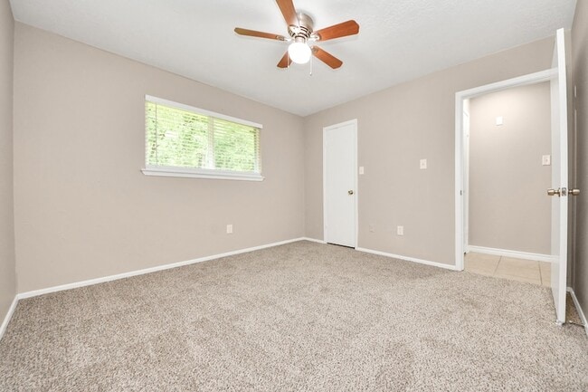 Building Photo - 6603 Brookgate Dr