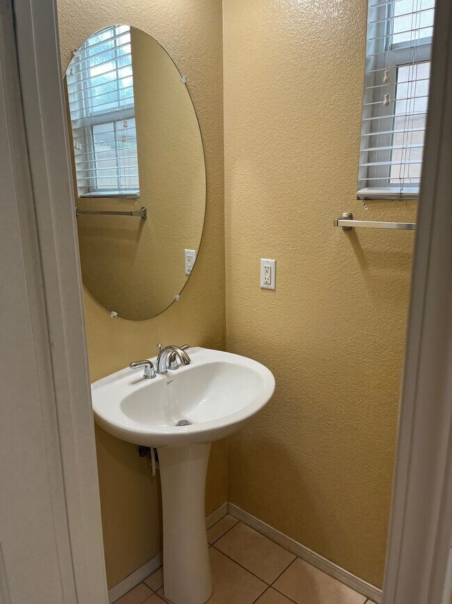 Building Photo - Beautiful Corner lot home in gated community.