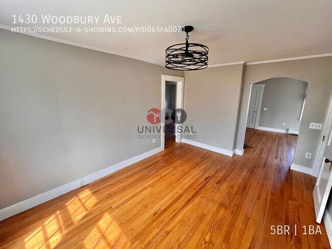 Building Photo - 1430 Woodbury Ave