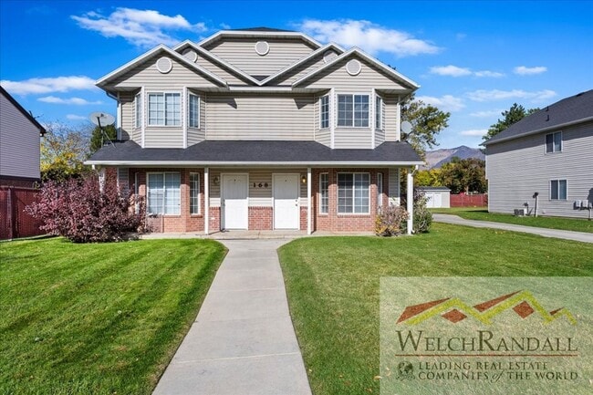 Primary Photo - Beautiful 3 Bed 1.5 Bath Townhome in Ogden