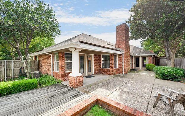 Building Photo - 9809 Lakewood Ct