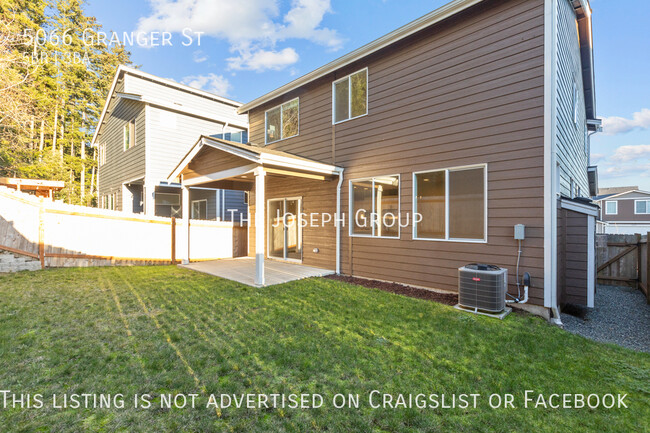 Building Photo - Sun-filled 5 bed in Bremerton