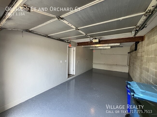 Building Photo - 306 Orchard Ct
