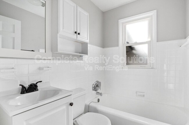 Building Photo - 8118 Blanchard Dr