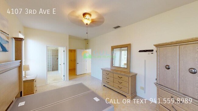 Building Photo - 4107 3rd Ave E