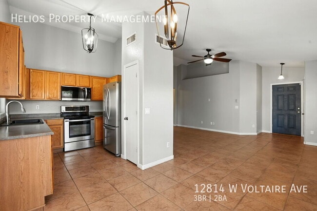 Building Photo - 12814 W Voltaire Ave