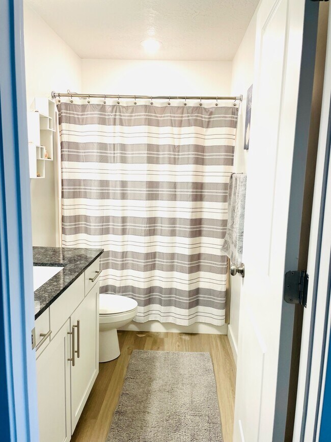 Building Photo - 14962 S Soft Whisper Wy