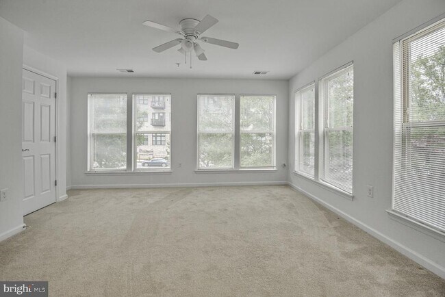 Building Photo - 629 Diamondback Dr