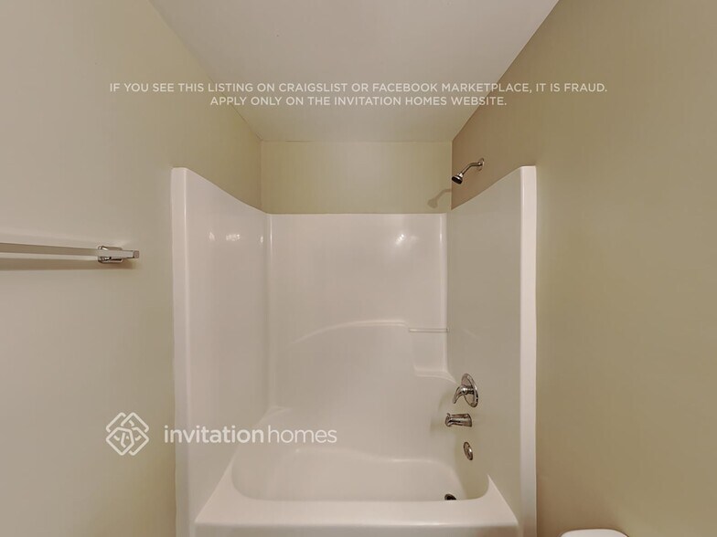 Building Photo - 114 Hidden Creek Dr