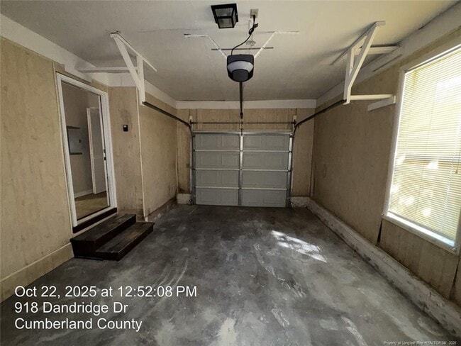Building Photo - 918 Dandridge Dr