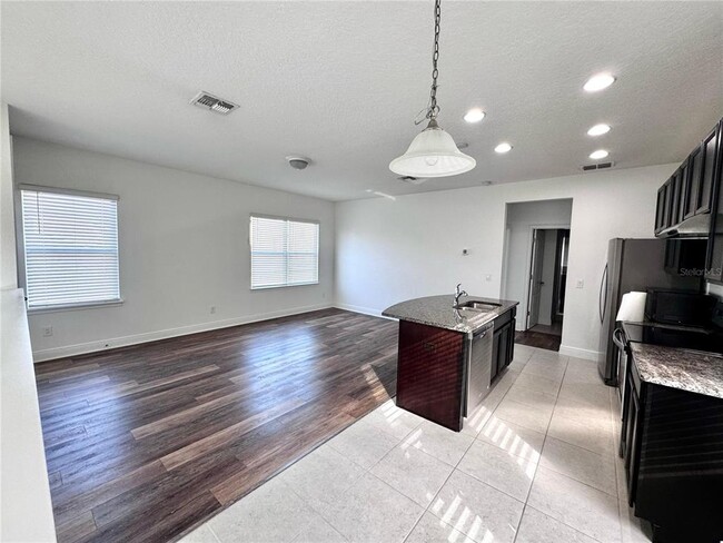 Building Photo - 13372 Stoddart Ave
