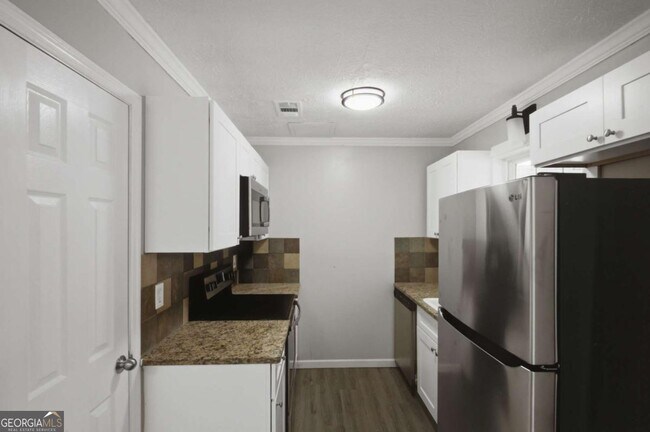 Building Photo - 218 Mill Creek Pl