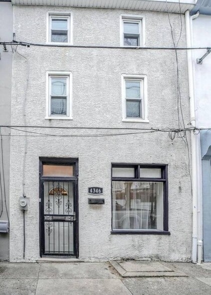 Adorable house in amazing location! - 4346 Cresson St