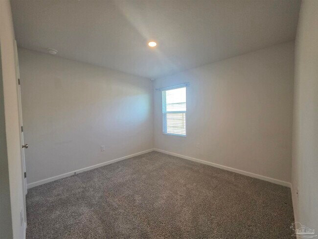 Building Photo - 5581 Silverbell Dr