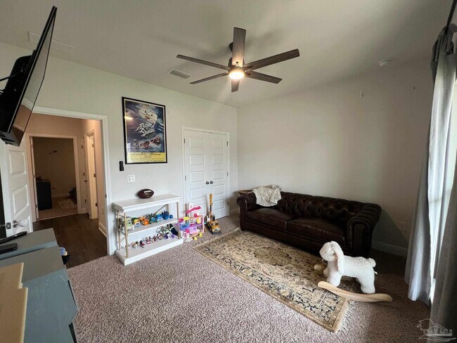 Building Photo - 8026 Burnside Lp