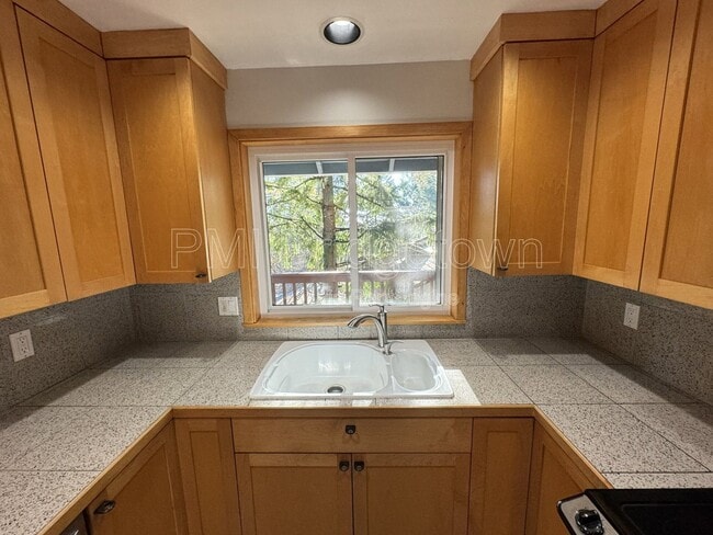 Building Photo - 307 Cervantes Cir