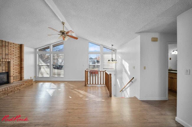 Building Photo - Warm, and Inviting Home in Cedar City!