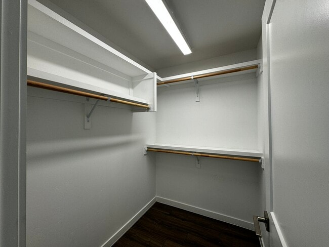 Building Photo - 844 Tijeras Ave NW
