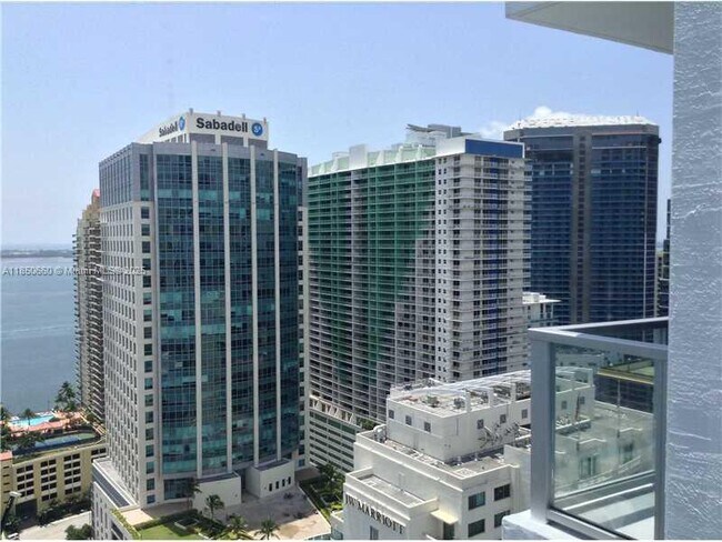 Building Photo - 1060 Brickell Ave