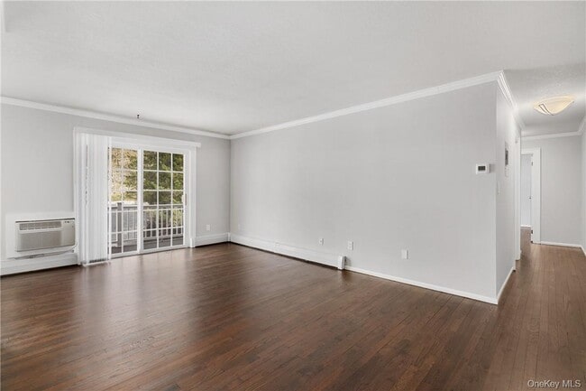 Building Photo - 114 Nottingham Rd