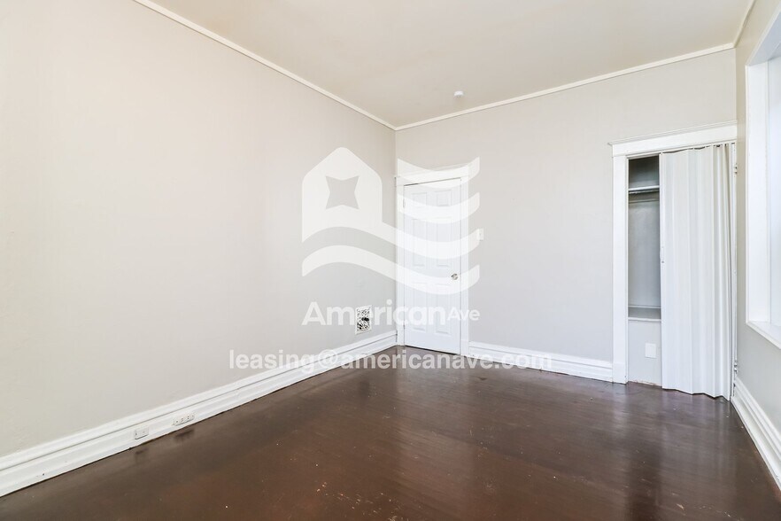 Building Photo - 3711 S Spring Ave