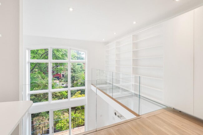 Building Photo - 3927 Georgetown Ct NW