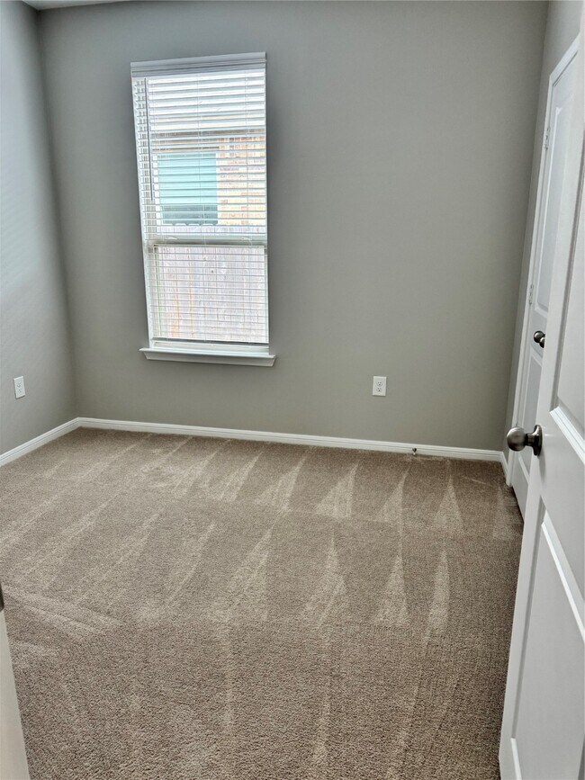 Building Photo - 14522 Rustic Birch Dr