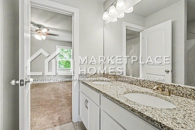 Building Photo - 225 Melba Ln