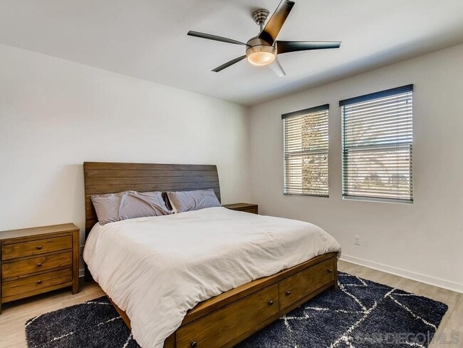 Building Photo - Bright and Modern 2 Bedroom Townhome in Otay Ranch!