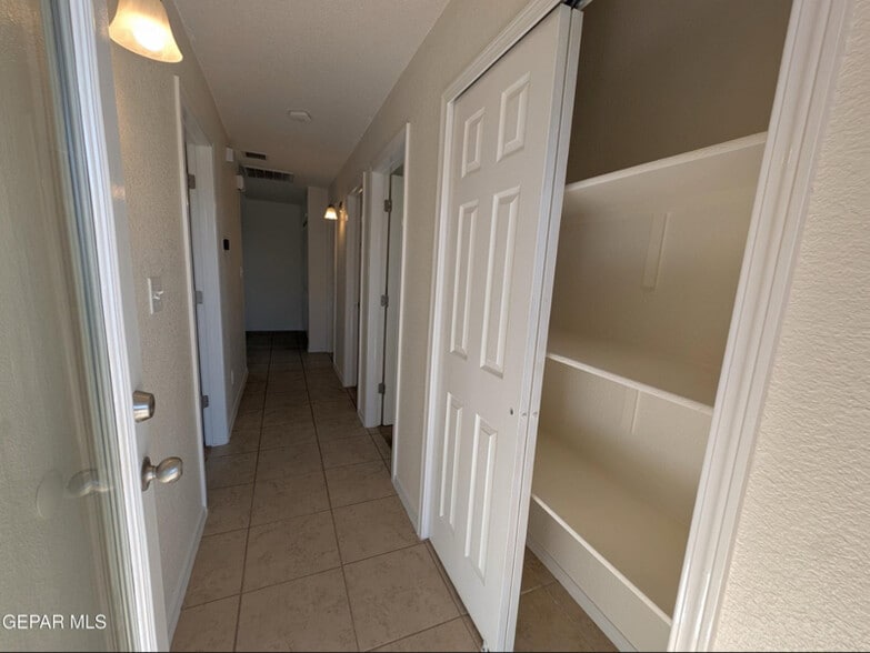 Building Photo - 11740 Autumn Wheat Dr