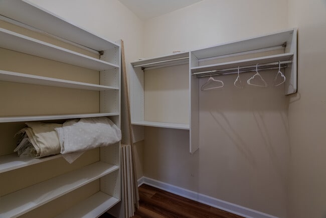 Building Photo - 1631 S Michigan Ave