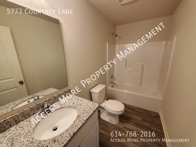 Building Photo - BRAND NEW - 4 BED 2.5 BATH - GOLF COURSE